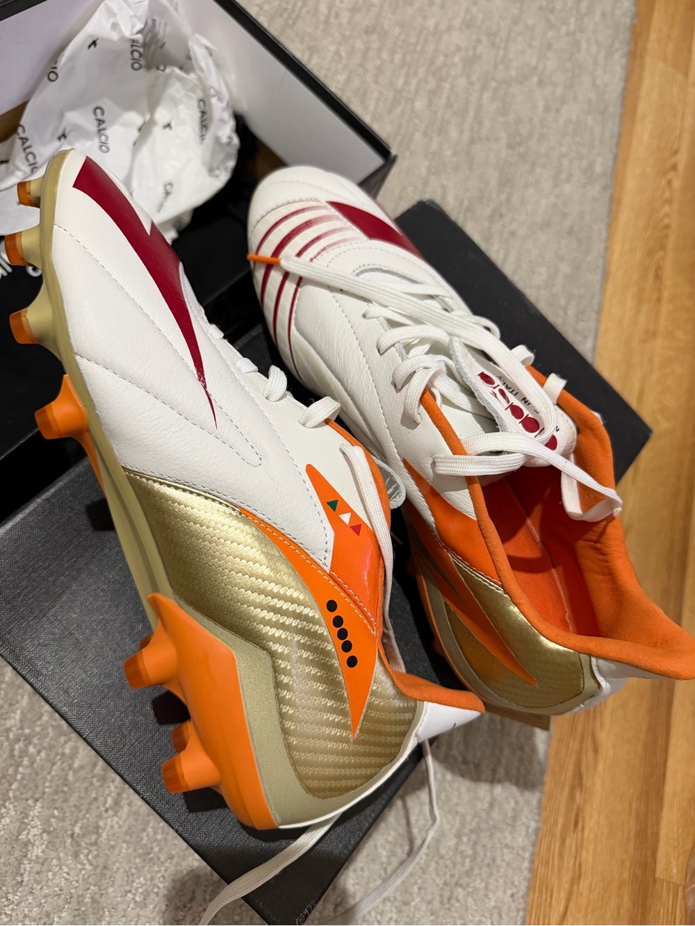 Diadora calcio men’s Orange & Gold Soccer Cleats